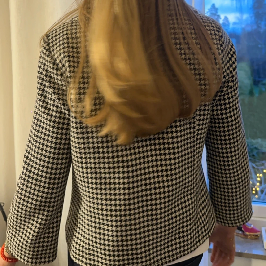 Svartvit rutig kappa - 1