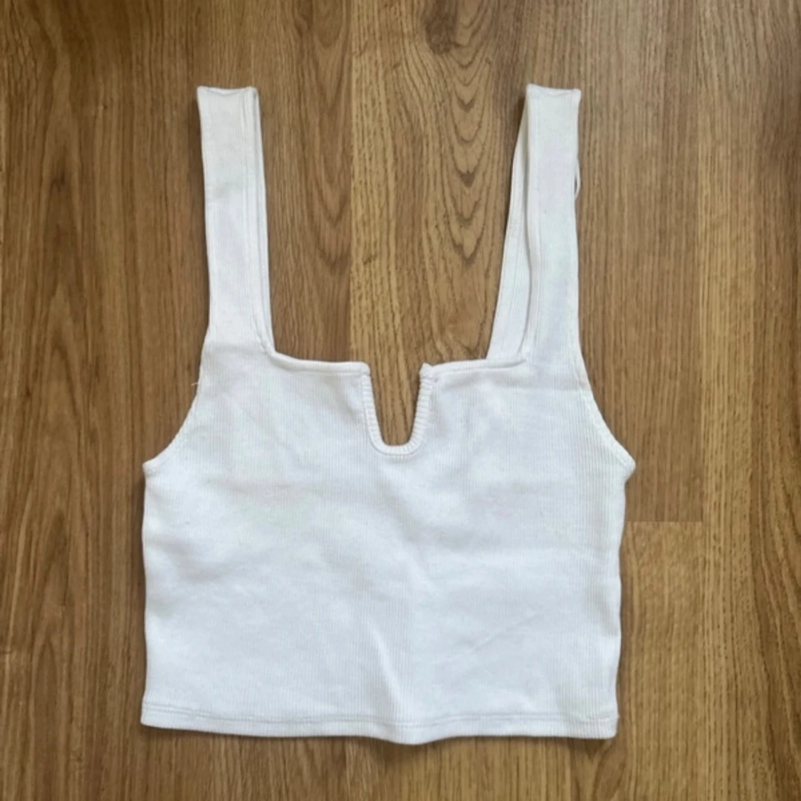 Vit ribbad linnetopp