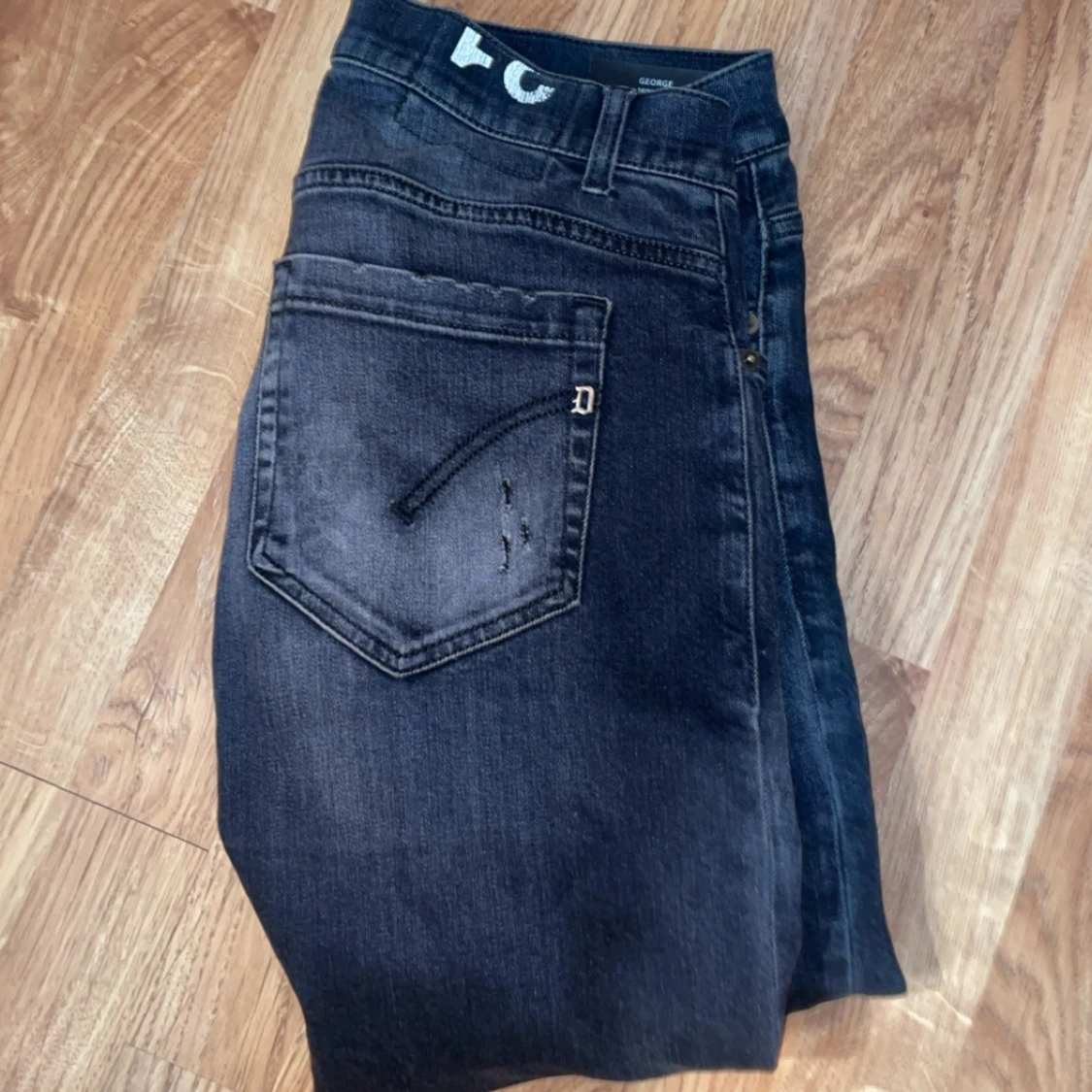 Svarta jeans från Dondup