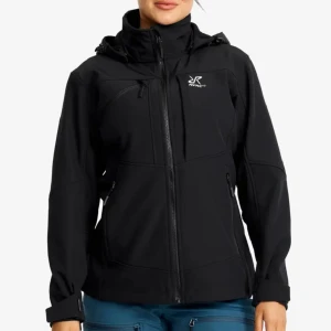 Svart jacka från RevolutionRace - Säljer svart revolution race hiball jacka! Använd men fint skick💛