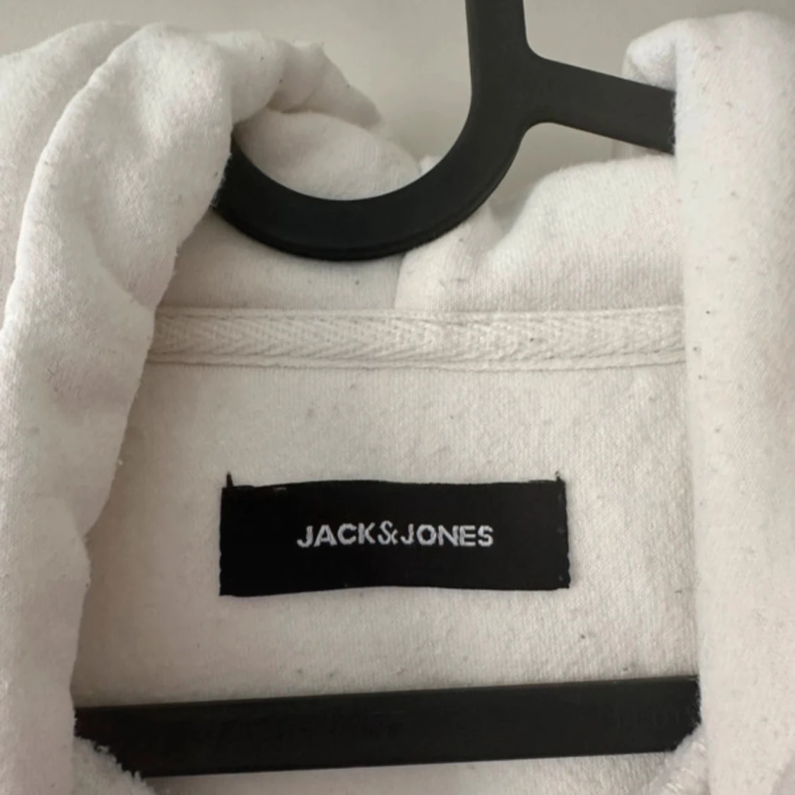 Vit hoodie från Jack & Jones - 91