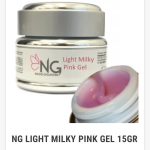 Light Milky Pink Gel - Säljer en gelé från nagelgiganten då jag inte använder den. Använd fåtal gånger så i princip hela är kvar. Köp gärna inom plick 💕