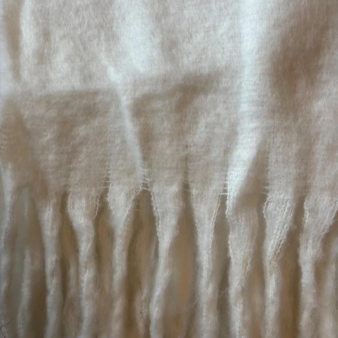 Fluffig halsduk  - 91