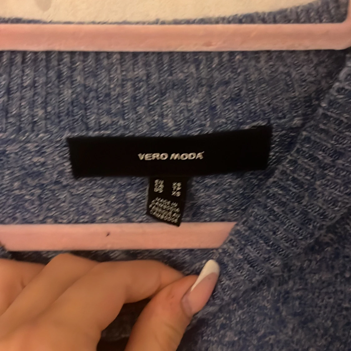 Blå stickad tröja från Vero Moda - 90