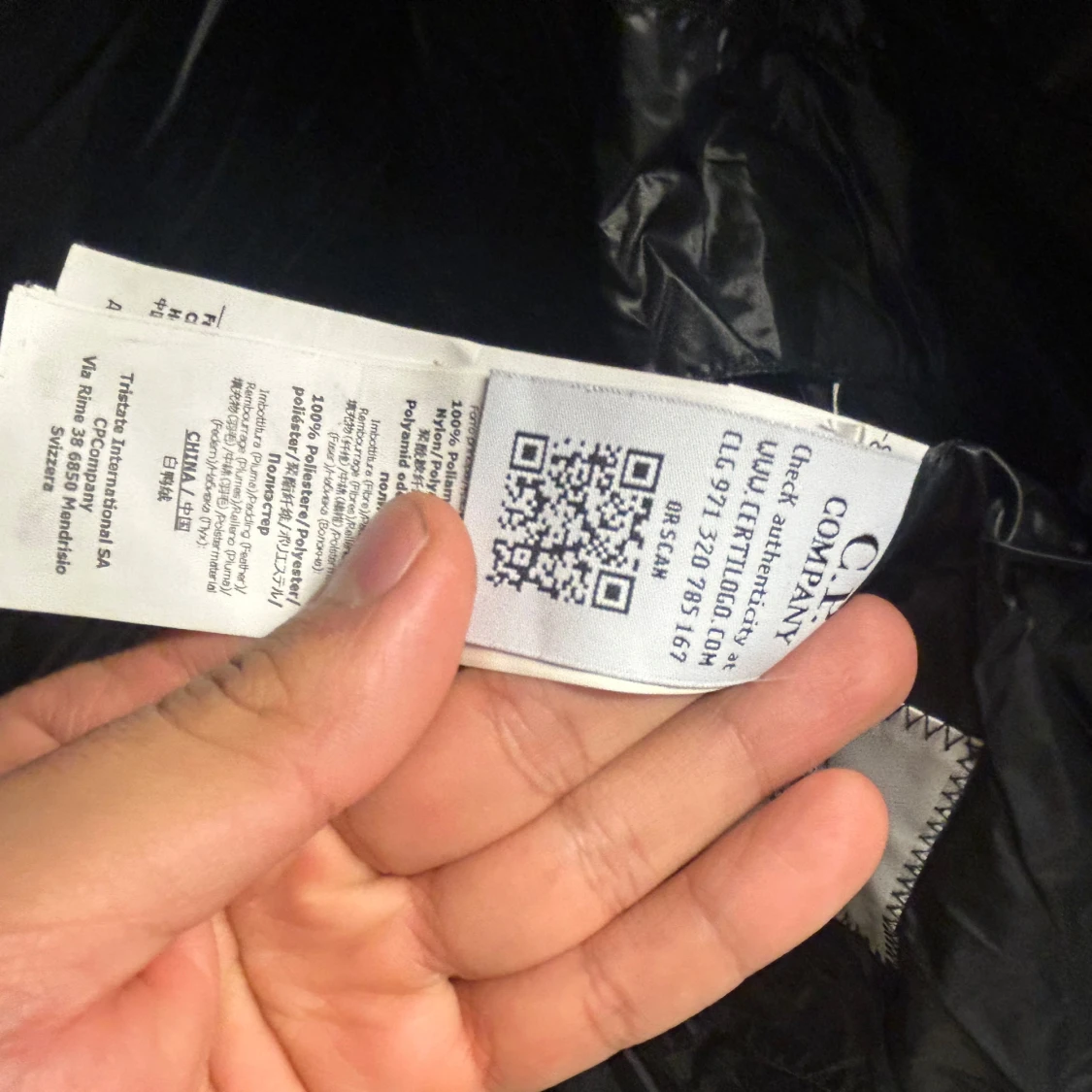 Svart pufferjacka från C.P. Company