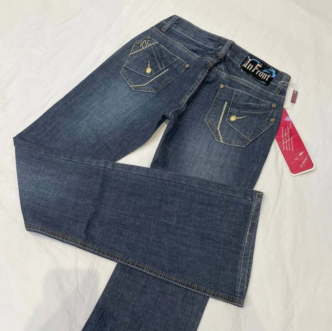 Lågmidjade bootcut jeans🤩
