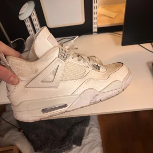 Jordan 4 - Jordan fours. Helt okej skick, lite skitiga bara