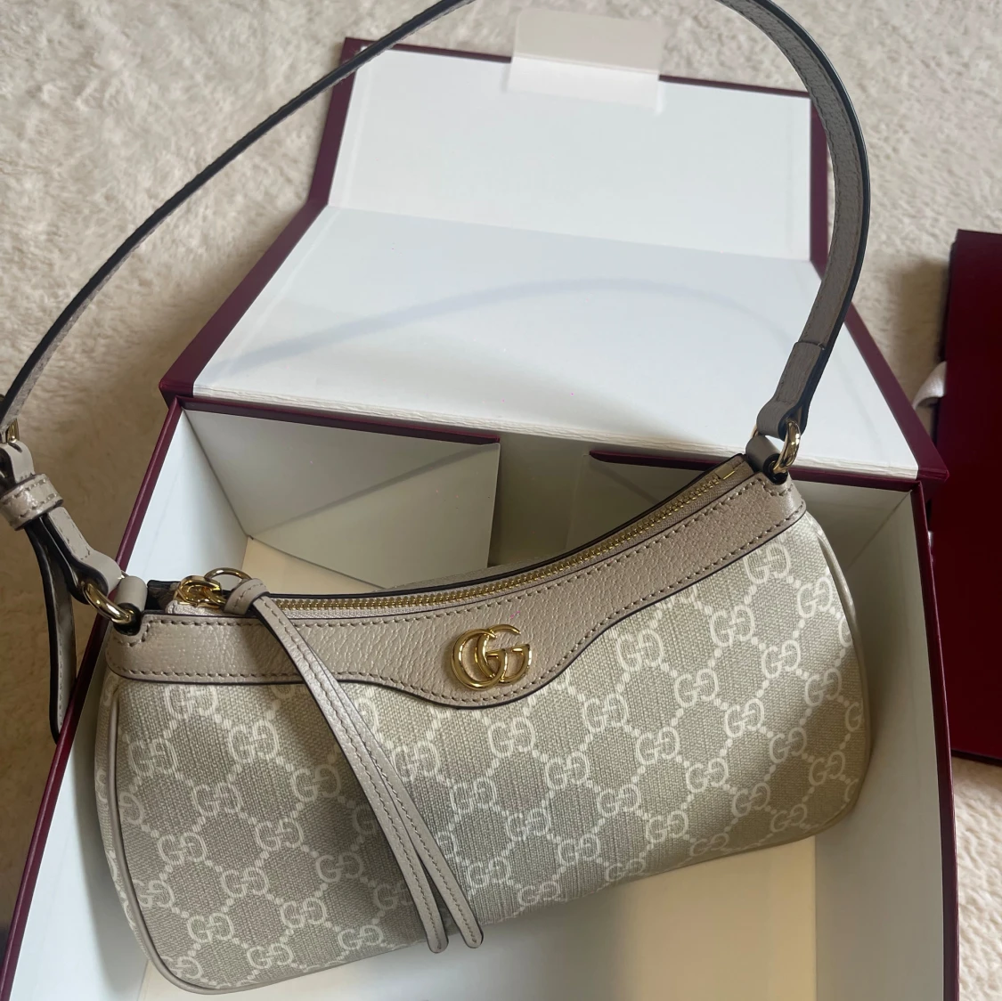 Ophidia small shoulder bag