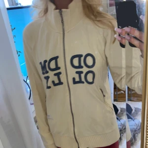 Odd Molly Tröja🫶🏼 - Supersnygg Odd Molly tröja⭐️ Passar mest Medium men också Small