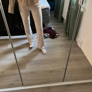 Mjukisbyxor  - Mjukisbyxor från Gina tricot