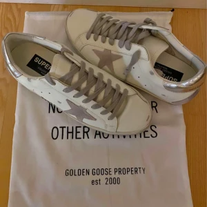 Golden goose skor - Snygga och stilrena skor använd ett fåtal gånger