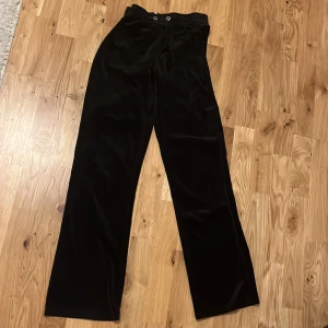 Mjukis byxor  - Säljer mina mjukis byxor för 100kr + frakt Bra sick  Storlek XS  