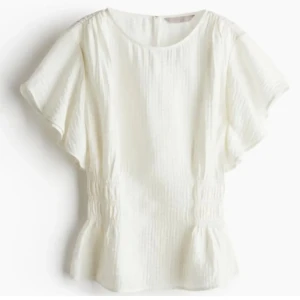 Vit blus - Jättefin vit blus från hm som endast använts 2 ggr💕 