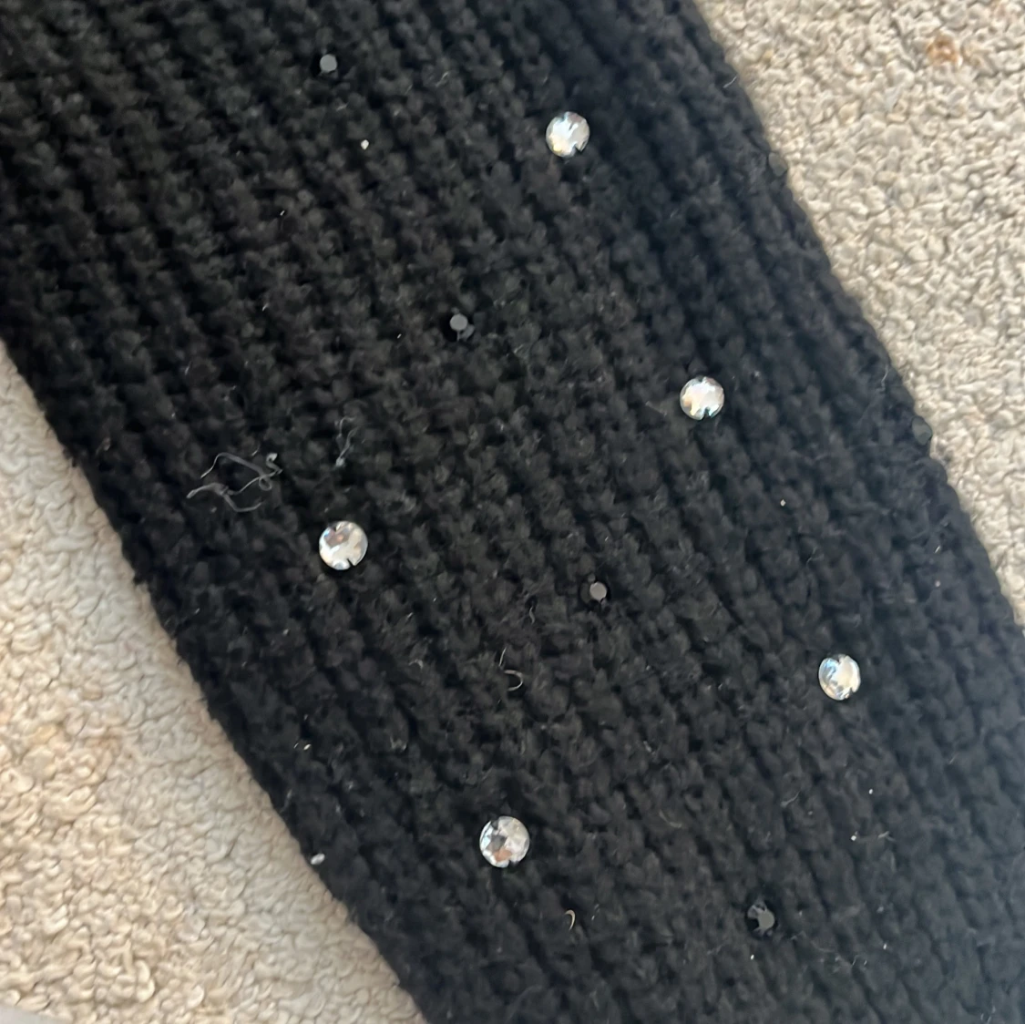 Svart stickad kofta från Zara - 92