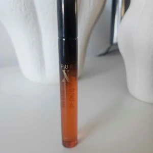 Paco Rabanne XS For Her 10ml - Helt ny, aldrig använt!  Locket är något missfärgat, men inget som påverkar parfymen.