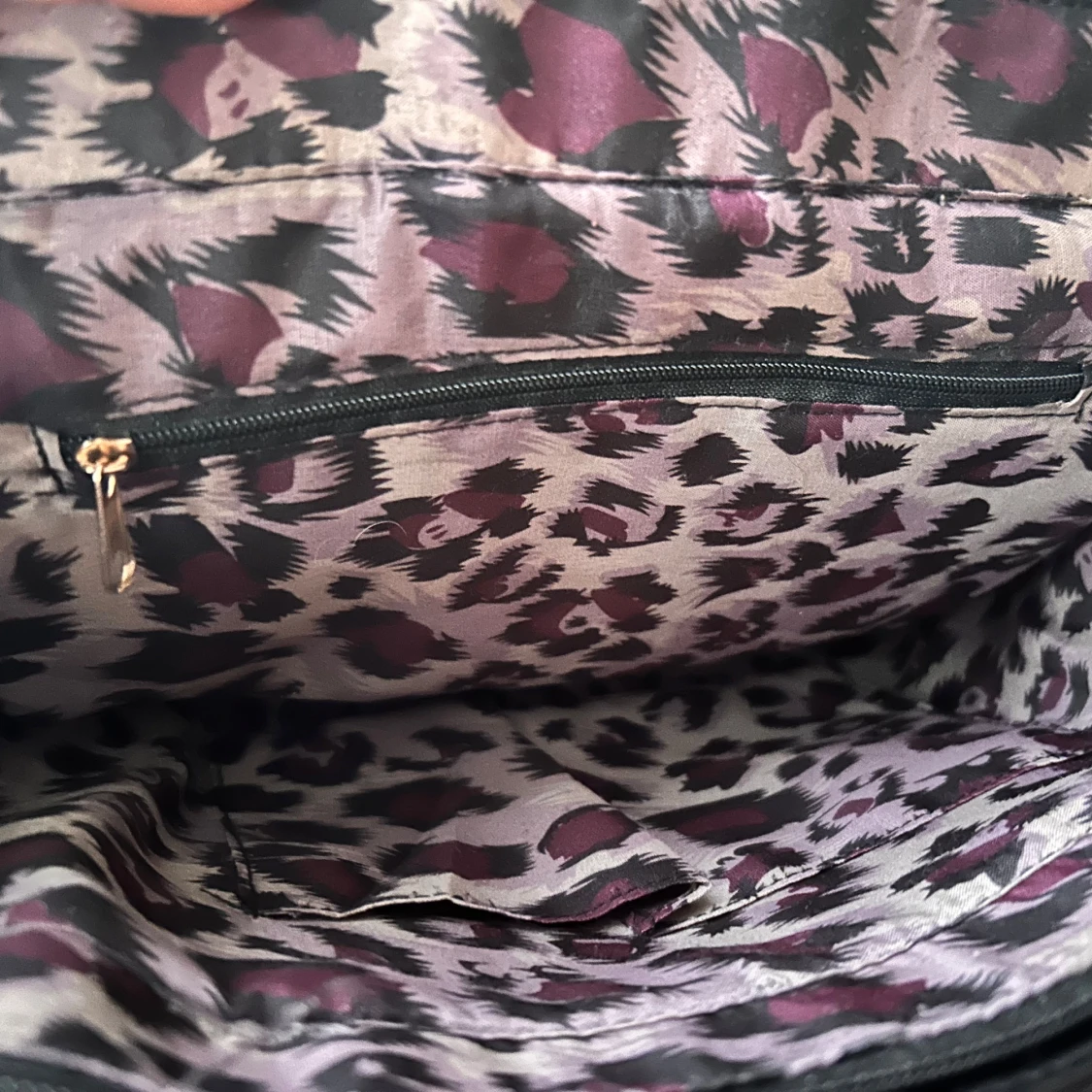 Stor axelremsväska från Deichmann! - 4