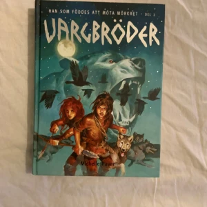 Vargbröder bok 1 - Första boken i Vargbröder-serien av författaren Michelle Paver. Inbunden, gott skick. Språk: Svenska