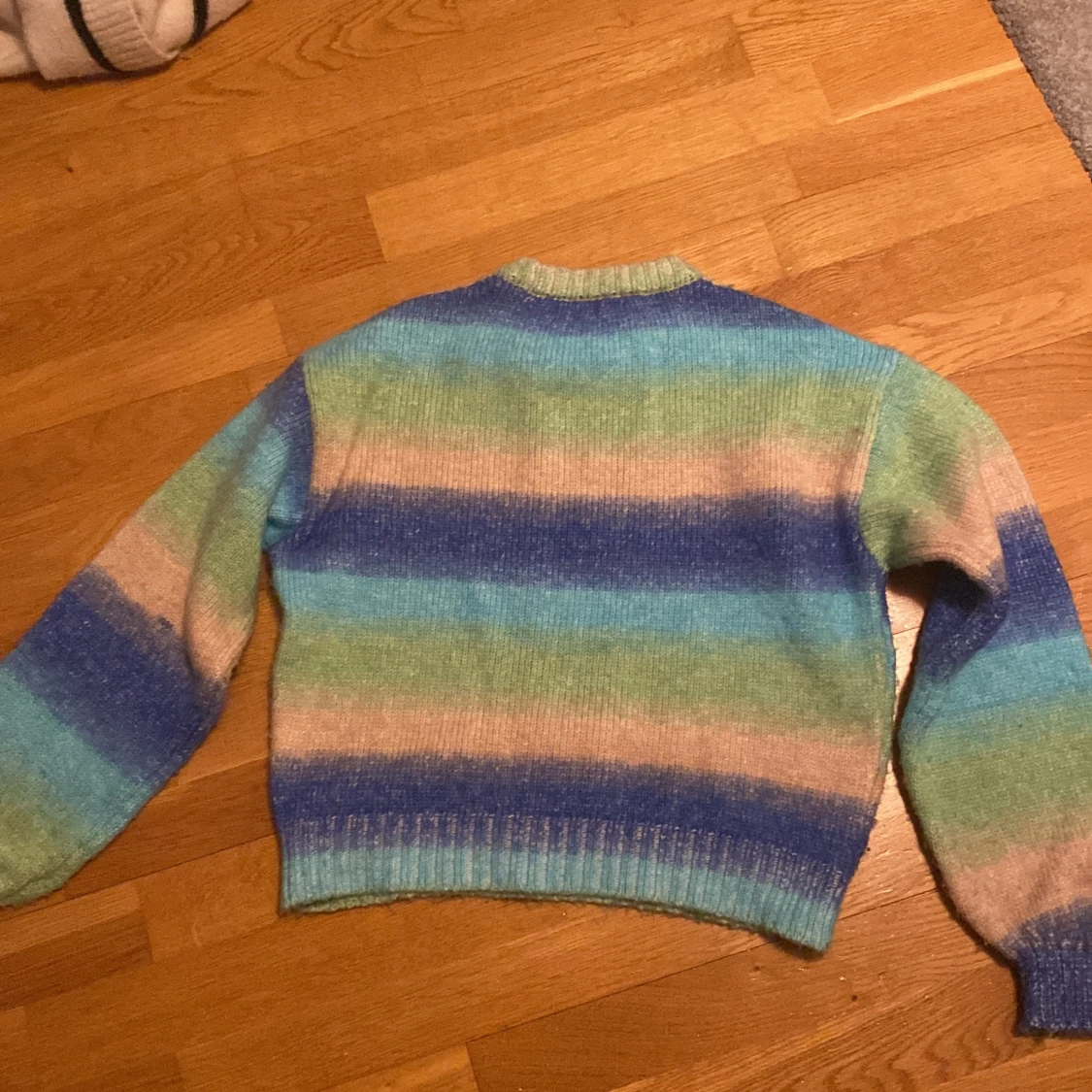 Stickad tröja från BikBok - 1