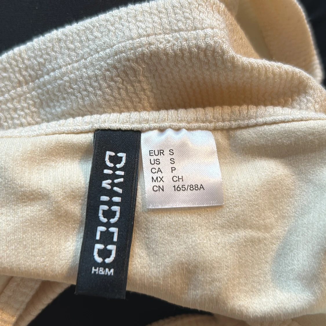 Beige ribbad topp  - 4