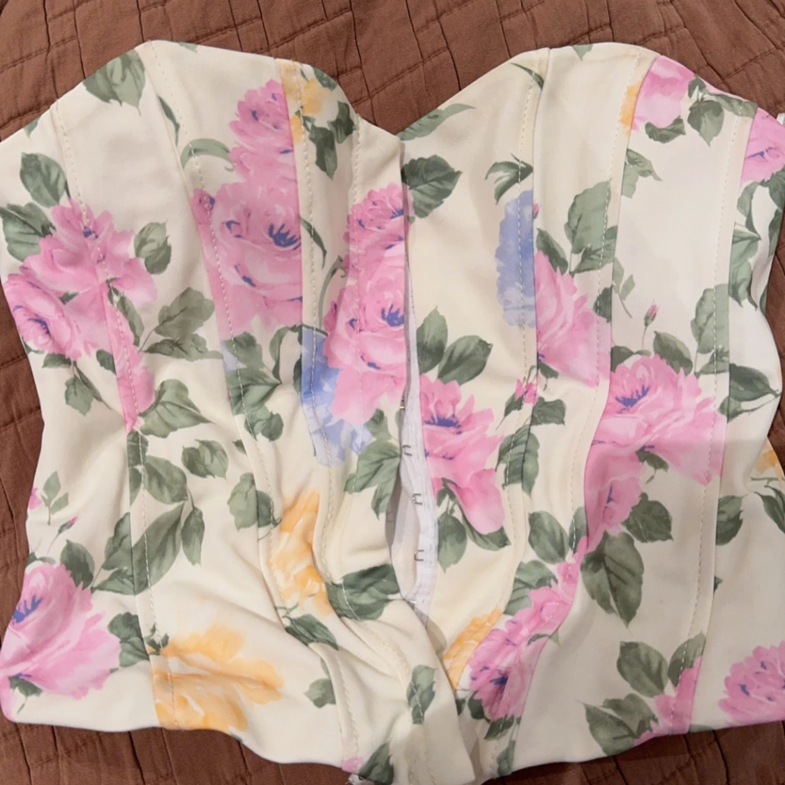 Blommig korsettopp - 2