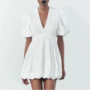 Zara klänning  - Intressekoll 