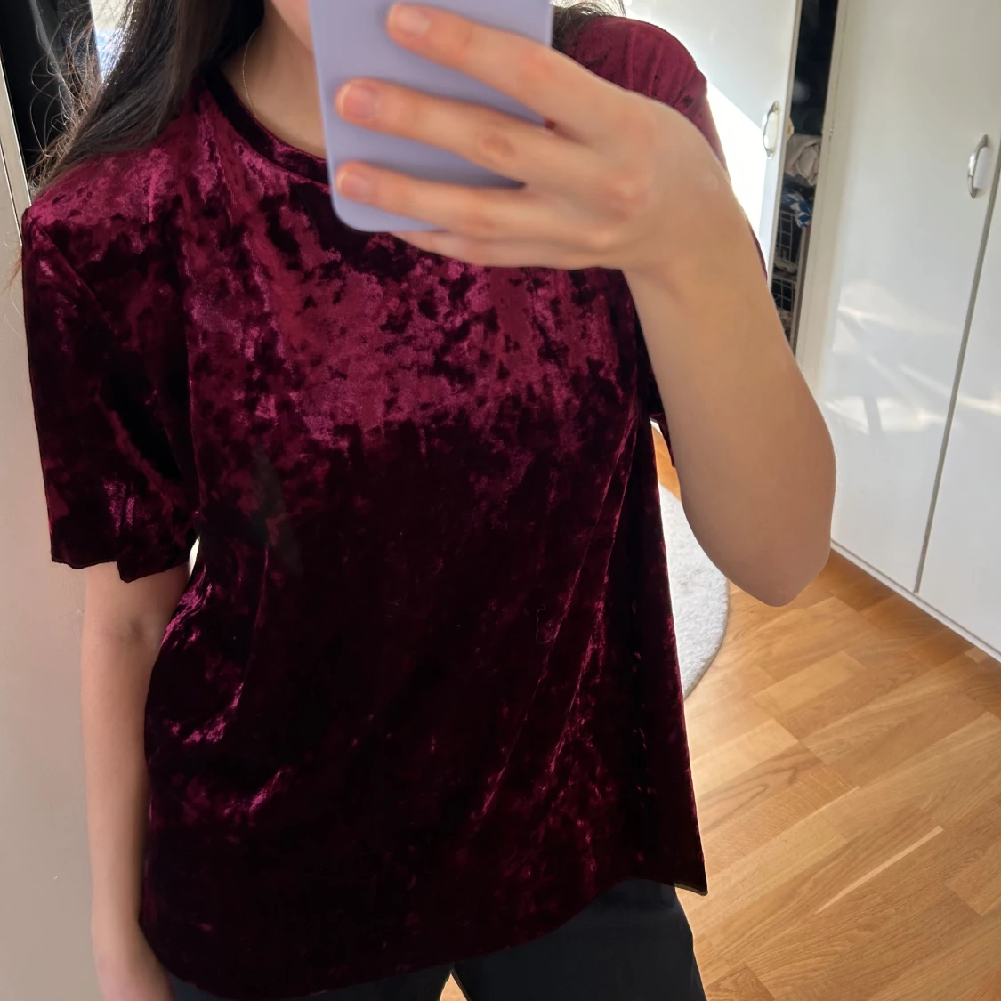 Vinröd sammetstopp - 1