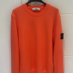 Stone island tröja - Stone island tröja, storlek S, nyskick med tags osv!