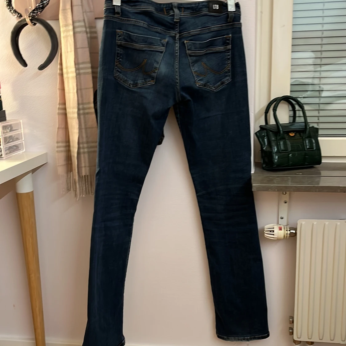 Mörkblå jeans från LTB - 90