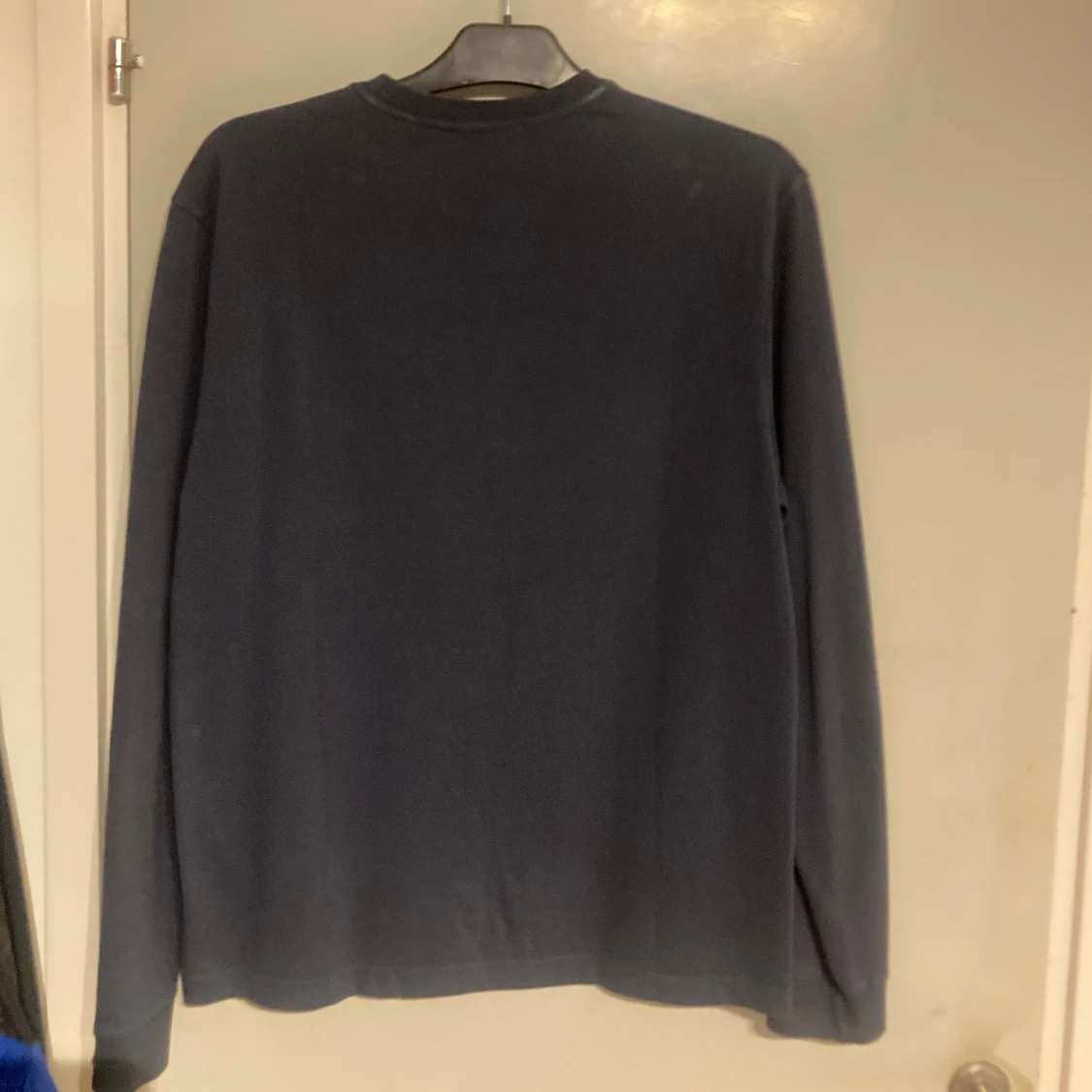 Mörkblå långärmad tröja från Axel Arigato - 90