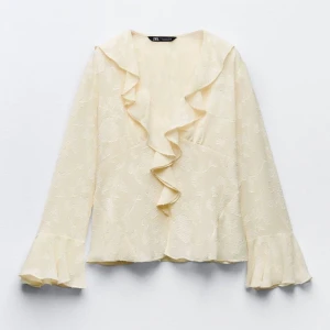 volang blus zara - !intressekoll!