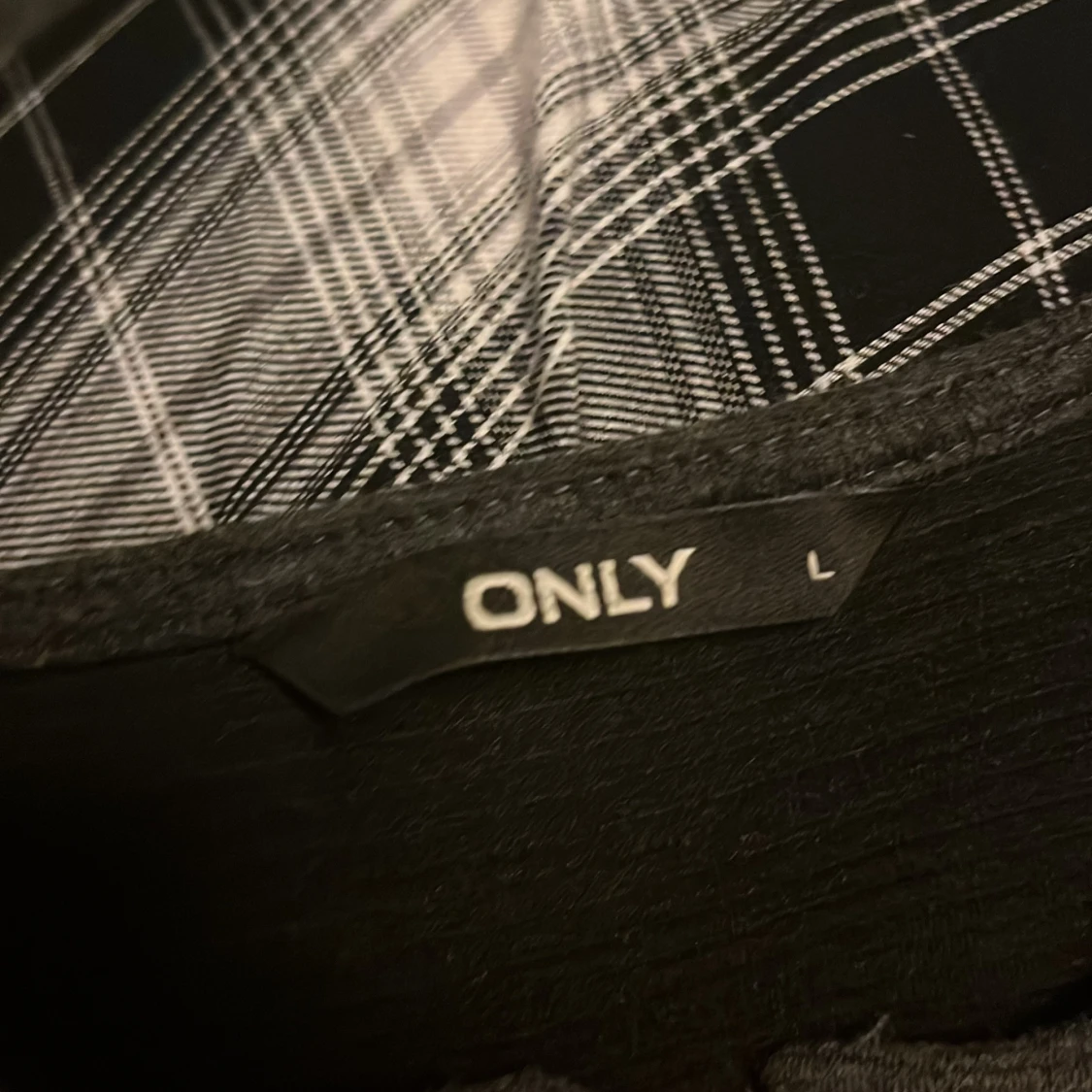 Svart långärmad kappa från ONLY - 2