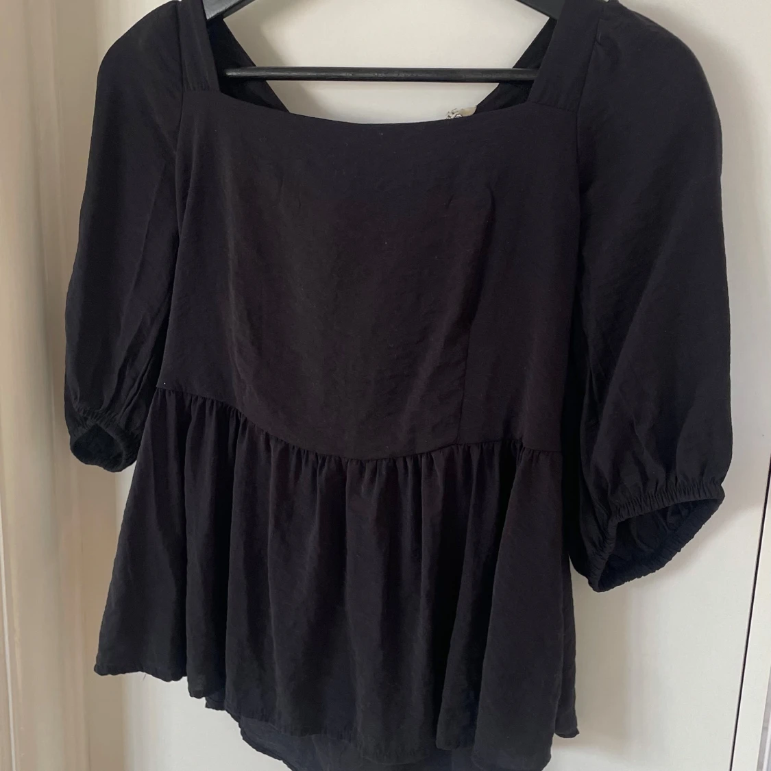 Svart blus från Aware - 2