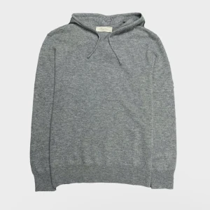 Grå Kashmir hoodie  - Säljer denna kashmir hoodie från Sayless. Hoodien är i bra skick. Storlek S. Skriv om du har några frågor. 