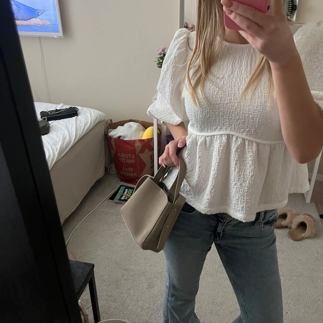 Beige axelväska i mocka - 4