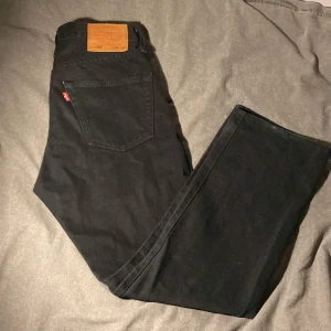 Levis 501 jeans - Levis 501 jeans storlek W30 L30. 