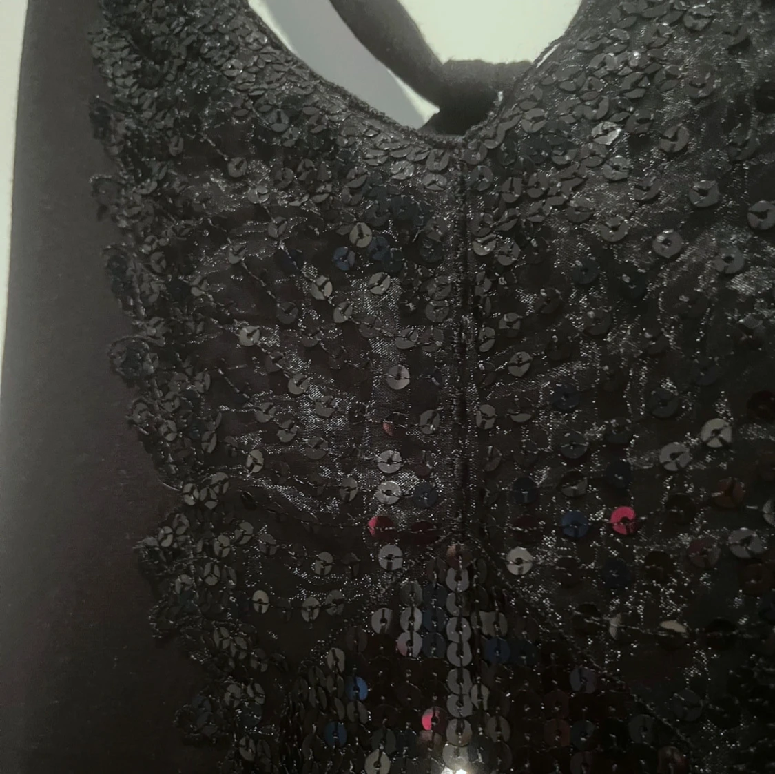 Svart linne med paljetter 🖤 - 90
