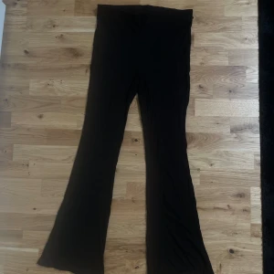 Ribbade mjukisbyxor - Oanvända