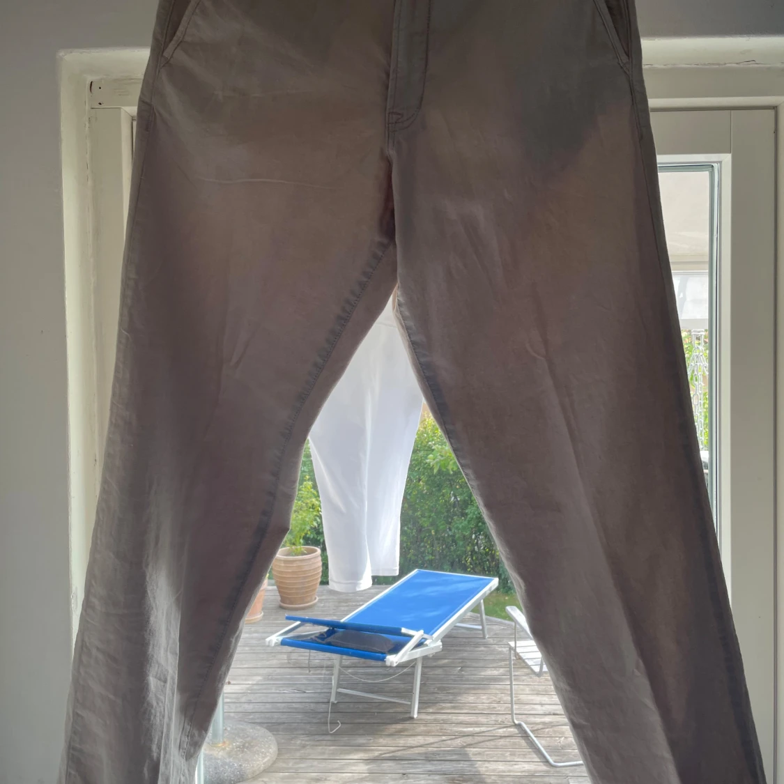 Beige byxor från Redefined Rebel