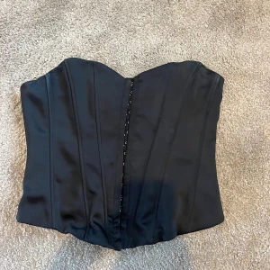 Zara Korsett - Storlek S
