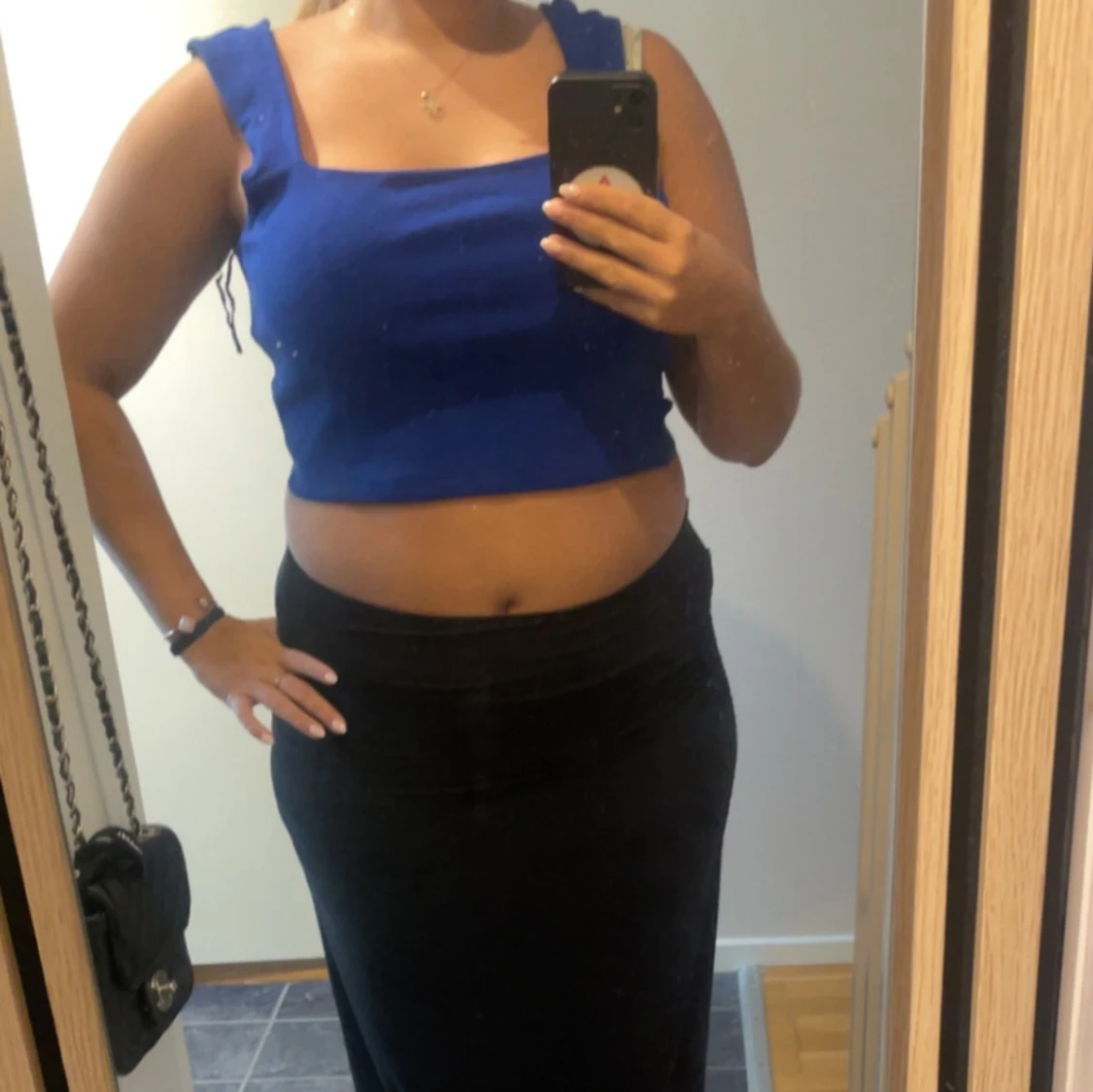 Jätte fint marinblått Linne, säljer för de inte kommit till nån användning då jag bara använt den en gång. #stocholmsstil #trendigt #billigt - 90