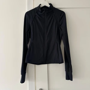 Svart träningsjacka - Träningströja strl S