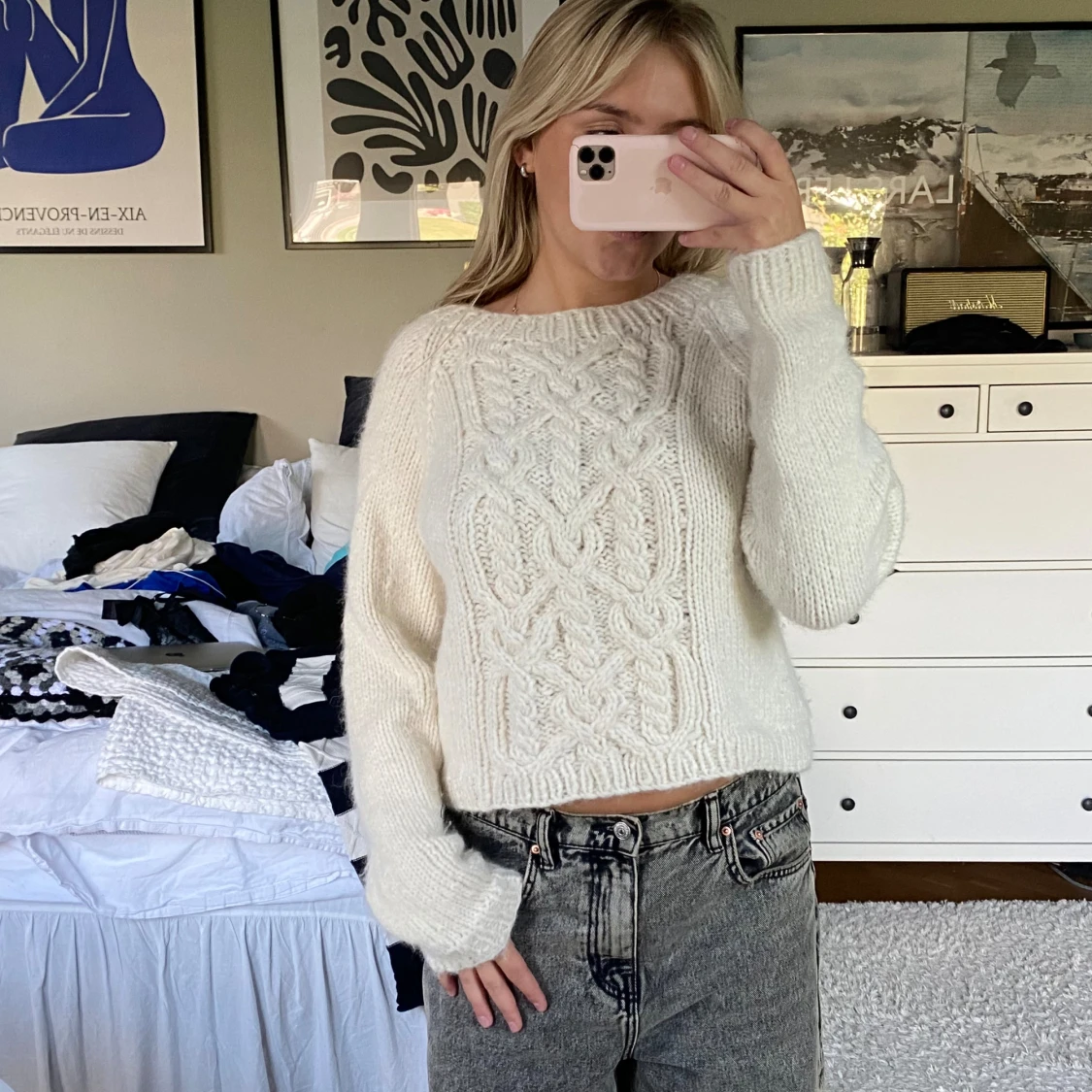 Vit stickad tröja 