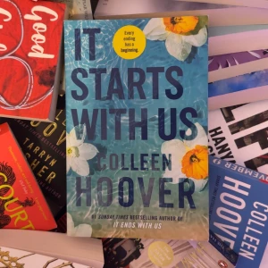 It starts with us - Populär booktok bok på engelska i nyskick! Andra boken av ”it ends with us” Aldrig noterat, skrivit, vikt eller liknande i boken 🤎