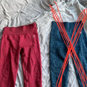 Gymshark träningstights - Gymshark träningstights med lite scrunch. Knappt använda! ❤️