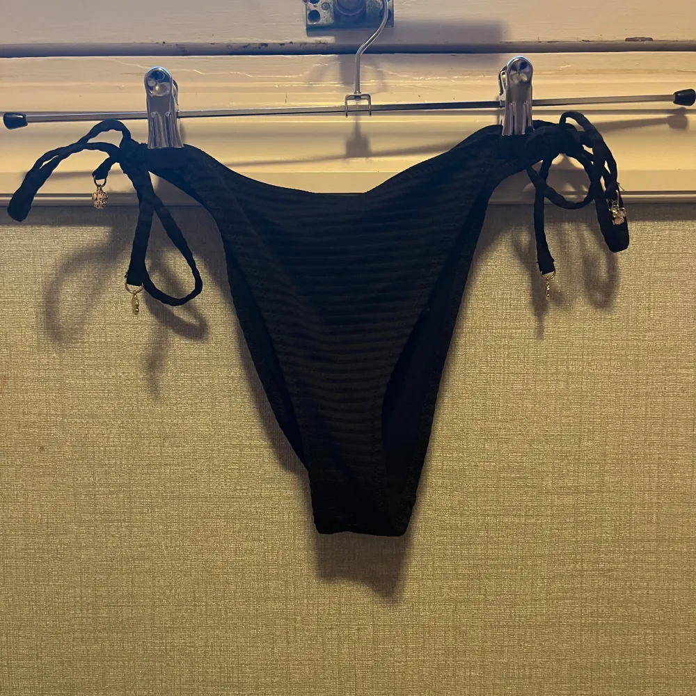 Jättefin bikini som jag köpte för ungefär två år sedan, men har aldrig använt🖤. Muu.