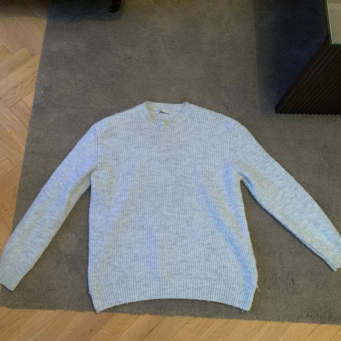 Stickad Ljusblå Tröja - 90