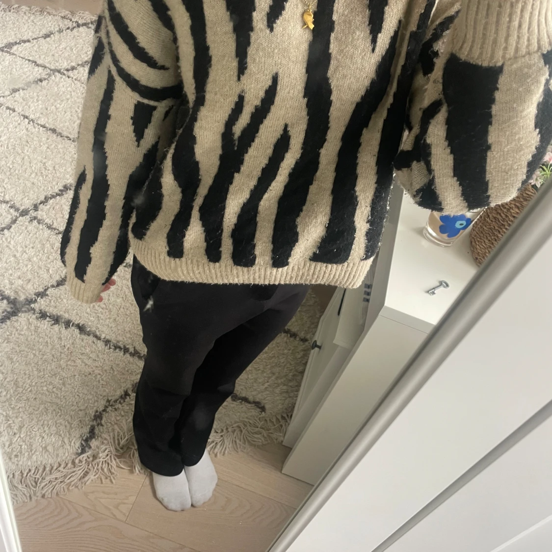 Zebrarandig stickad - 91