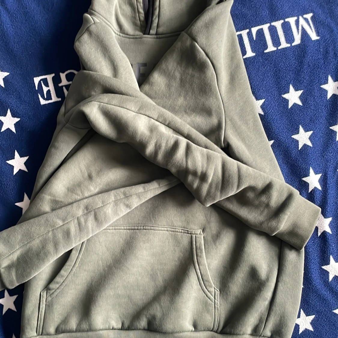 Peak performance hoodie - 90