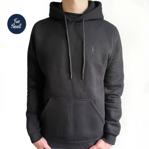 Ralph Lauren Hoodie - Säljer denna sköna lite varmare Ralph Lauren Hoodie nu perfekt till vintern! Skick: 9/10 inga defekter 