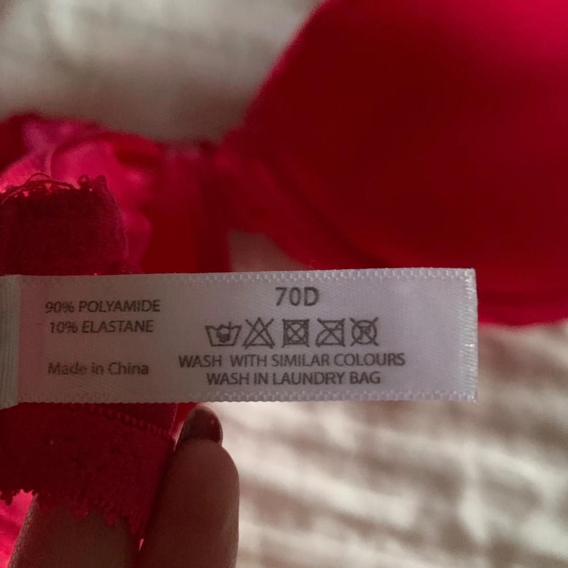 Rosa/röd bh från Nelly - 92